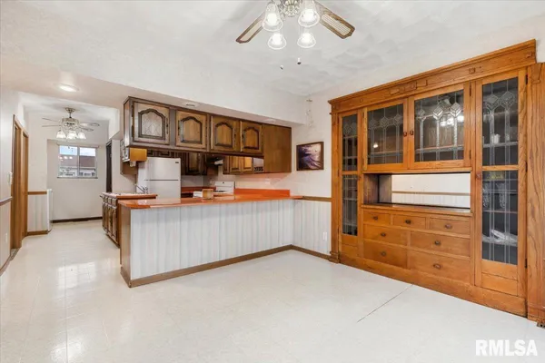 $110,000 | 496 South Miller Street, Waverly, IL 62692