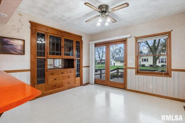 $110,000 | 496 South Miller Street, Waverly, IL 62692