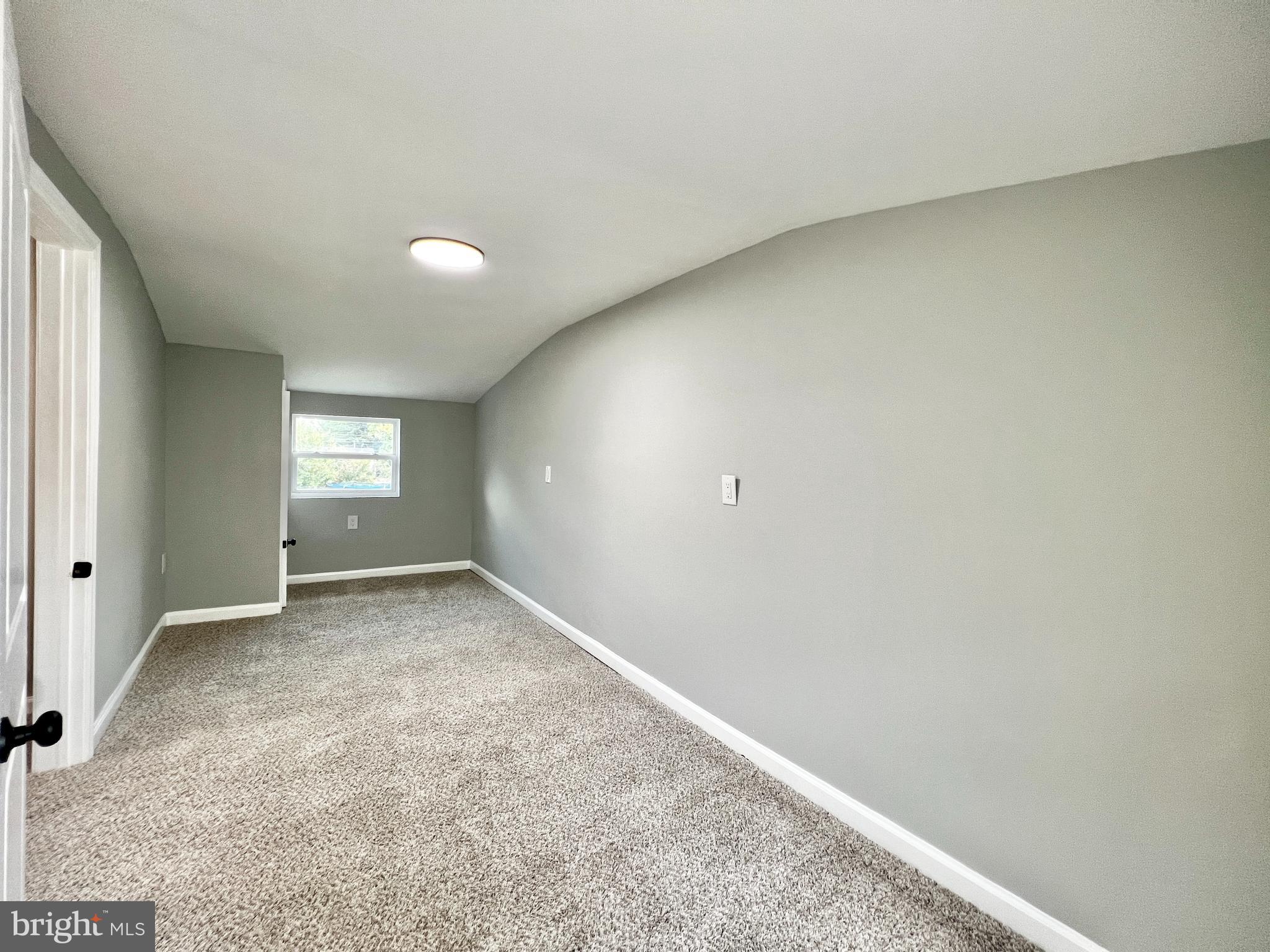 516 10th Avenue Lindenwold, NJ 08021 - Photo 21 of 22 an empty room with windows and closet