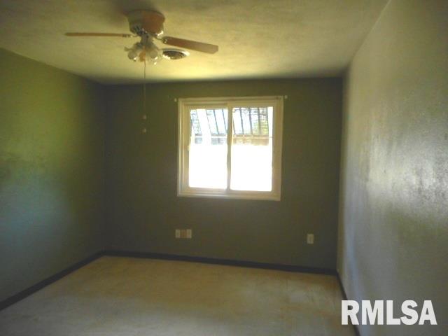 100 Douglas Road Marquette Heights, IL 61554 - Photo 11 of 17 Gallery Image 11