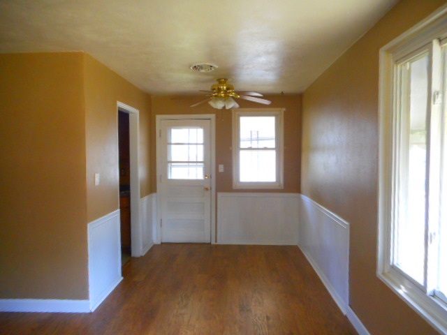 100 Douglas Road Marquette Heights, IL 61554 - Photo 4 of 17 Gallery Image 4
