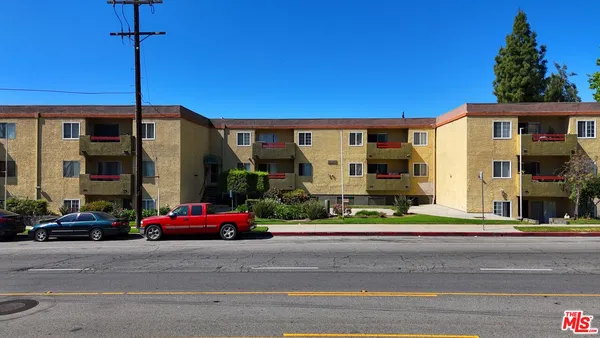 $7,650,000 | 13266 Foothill Boulevard, Sylmar, CA 91342