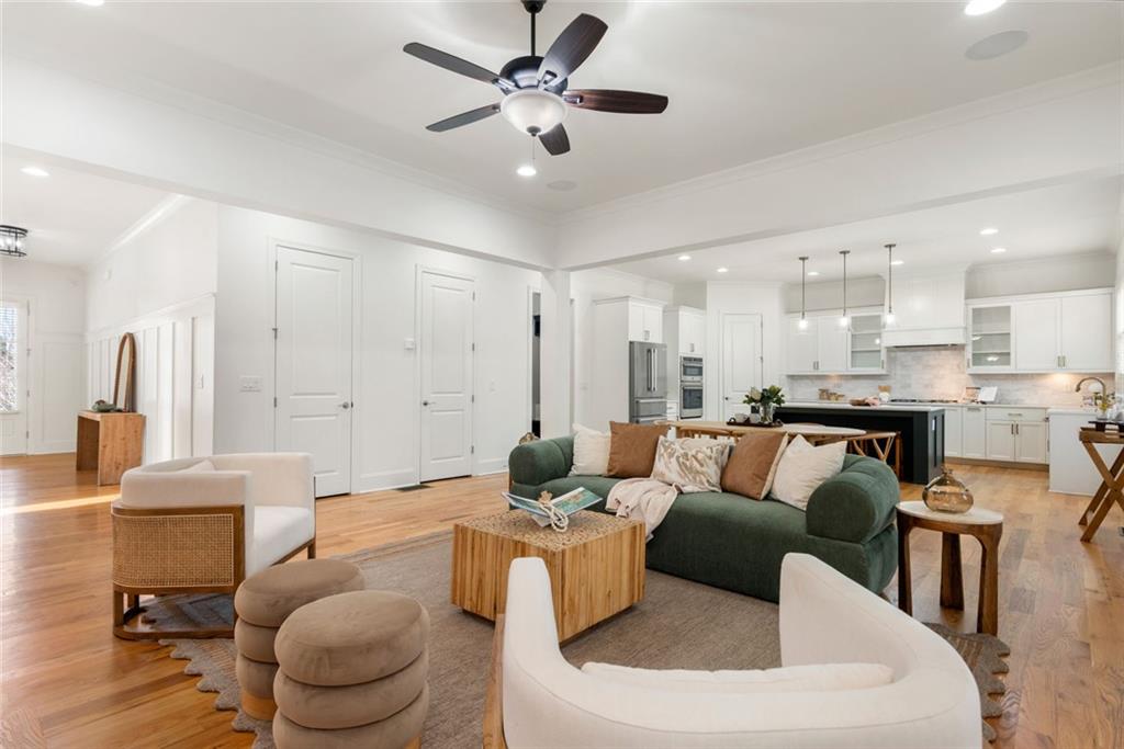 12035 Castleton Court Alpharetta, GA 30022 - Photo 14 of 58