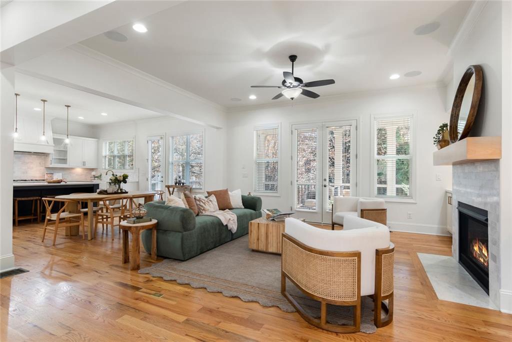 12035 Castleton Court Alpharetta, GA 30022 - Photo 5 of 58