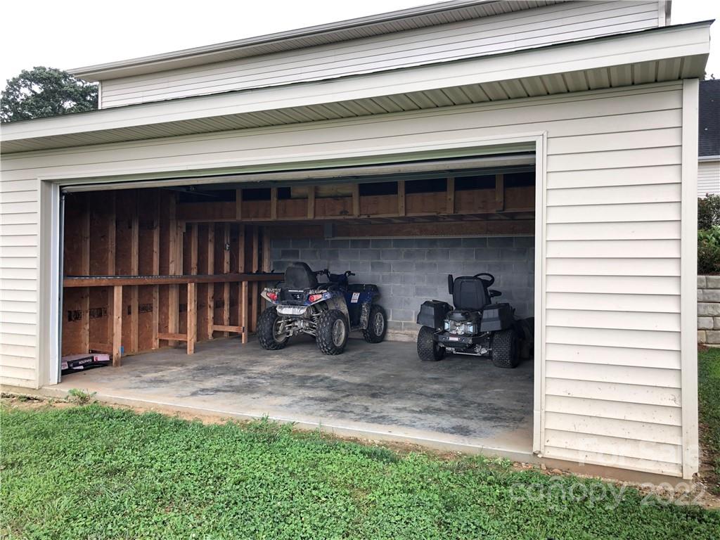 624 Butler Bridge Road Fletcher, NC 28732 - Photo 8 of 33 a view of a car garage