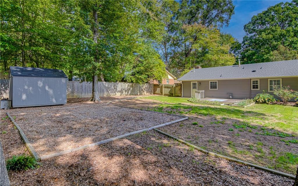 5111 Cheviot Road Greensboro, NC 27455 - Photo 29 of 31