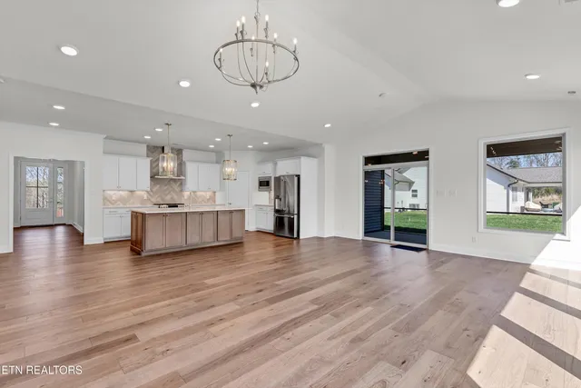 $649,900 | 136 Walelu Trail, Vonore, TN 37885