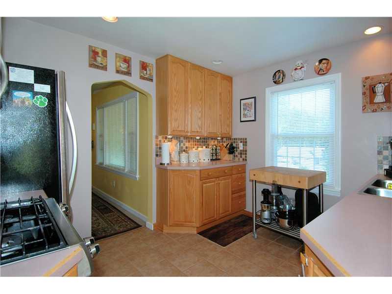 1373 Pittsburgh Road Valencia, PA 16059 - Photo 13 of 19 Kitchen.