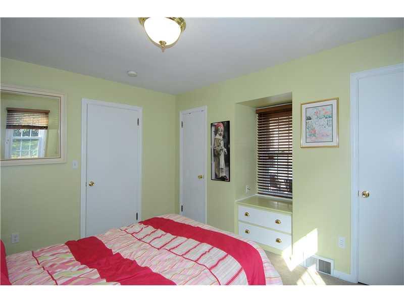 1373 Pittsburgh Road Valencia, PA 16059 - Photo 16 of 19 Bedroom.