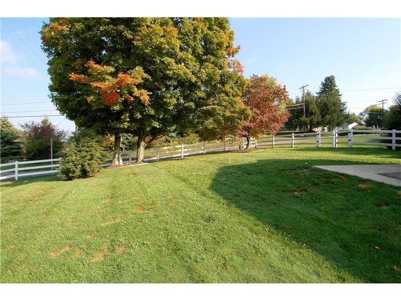 1373 Pittsburgh Road Valencia, PA 16059 - Photo 6 of 19 Yard/Garden.