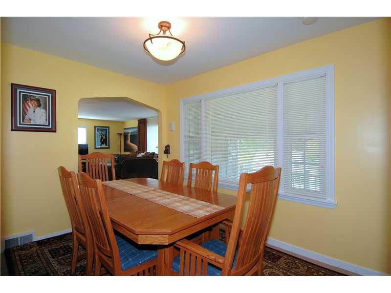 1373 Pittsburgh Road Valencia, PA 16059 - Photo 10 of 19 Dining Room.