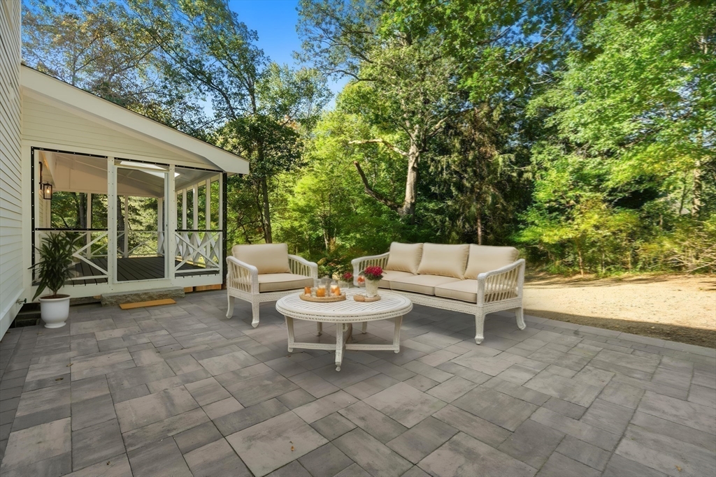 23 Covey Hill Road Reading, MA 01867 - Photo 24 of 36 Gallery Image 24