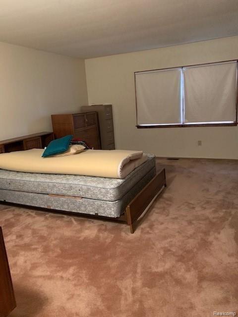 2074 Chalet Drive Rochester, MI 48309 - Photo 7 of 17 IMG_3561 (1).jpg