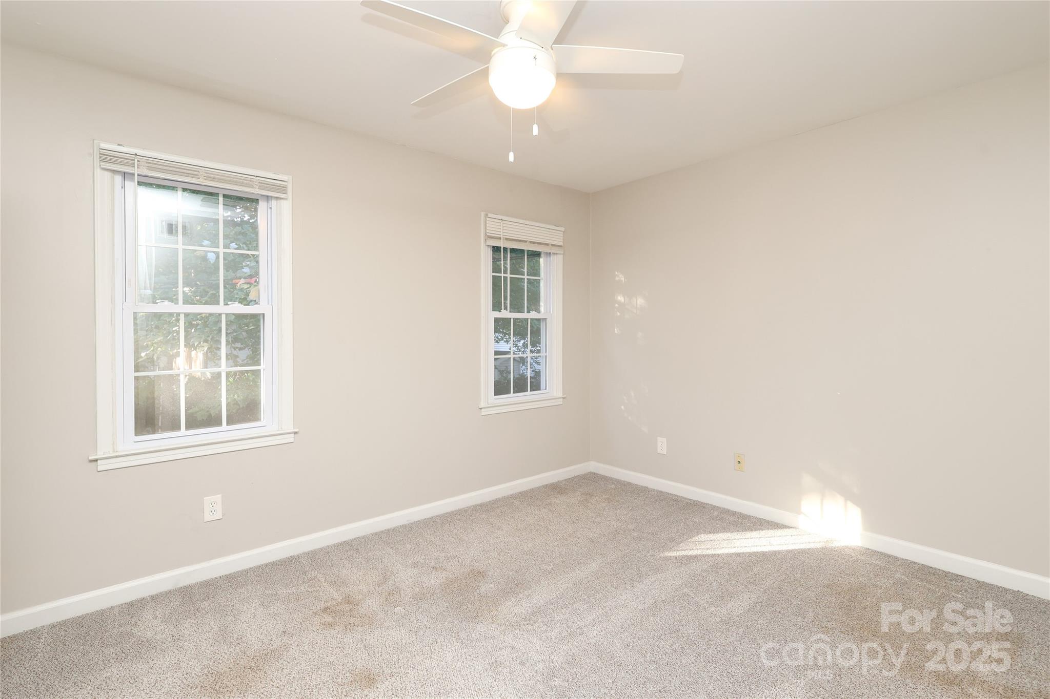 3722 Park Road, Unit B Charlotte, NC 28209 - Photo 42 of 48 an empty room with a window