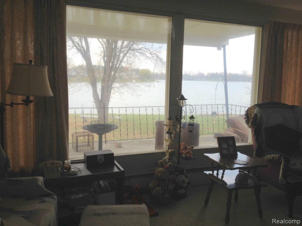 3363 Rolston Road Fenton, MI 48430 - Photo 6 of 8