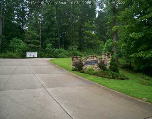 36 Chanticlaire Road Elkview, WV 25071 - Photo 1 of 2 Exterior Front.