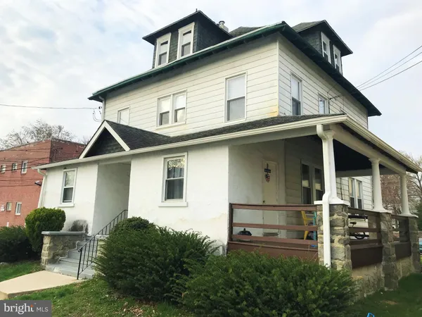 $1,115 | 229 Ridley Avenue, Unit 2, Folsom, PA 19033