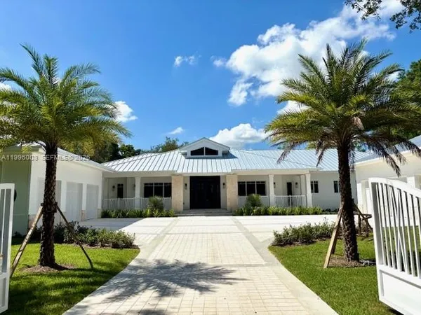 $7,968,000 | 7900 Southwest 118th Street, Pinecrest, FL 33156
