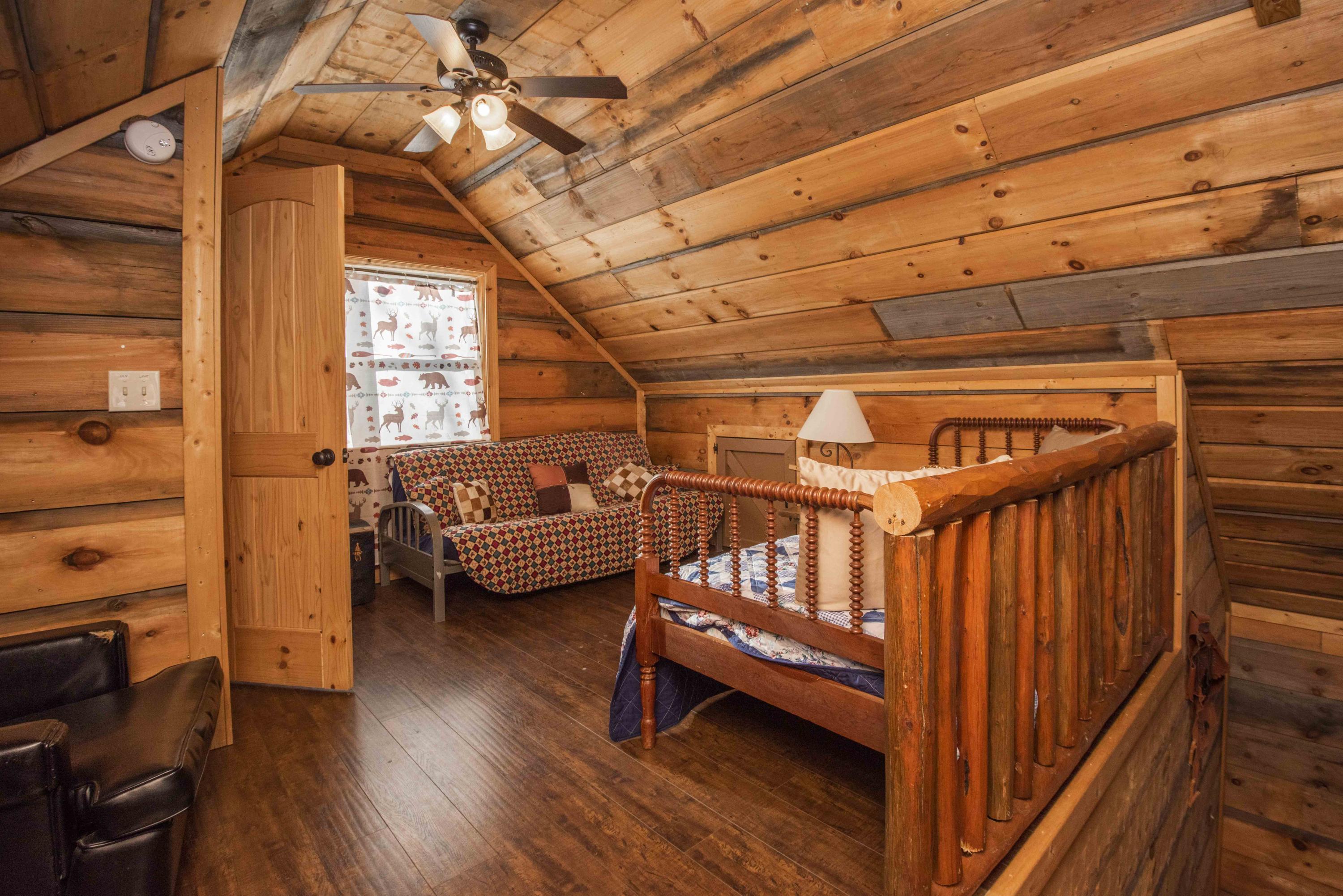 128 John J Smith Road Oneida, TN 37841 - Photo 22 of 40 loft 3_1