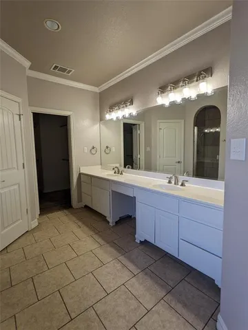 $459,900 | 302 South Cedar Ridge Circle, Robinson, TX 76706