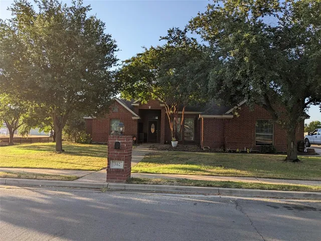 $459,900 | 302 South Cedar Ridge Circle, Robinson, TX 76706