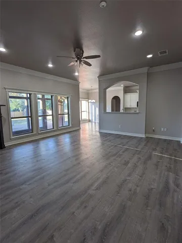 $459,900 | 302 South Cedar Ridge Circle, Robinson, TX 76706