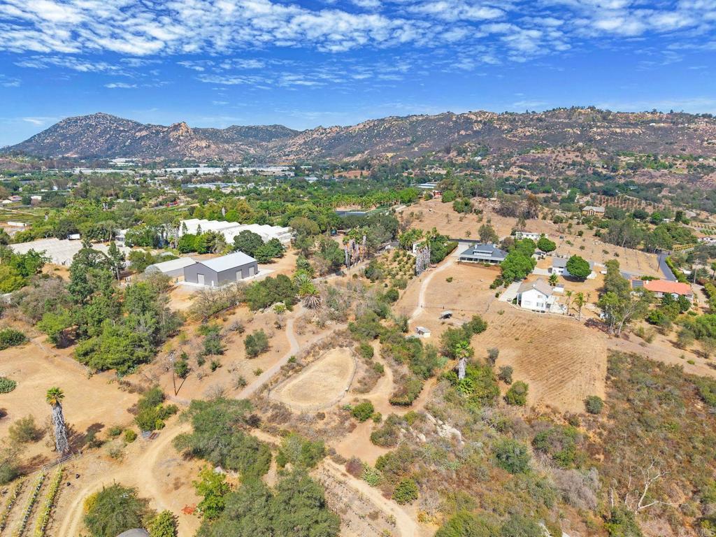 1850 Canyon Heights Road Fallbrook, CA 92028 - Photo 49 of 52 Gallery Image 49