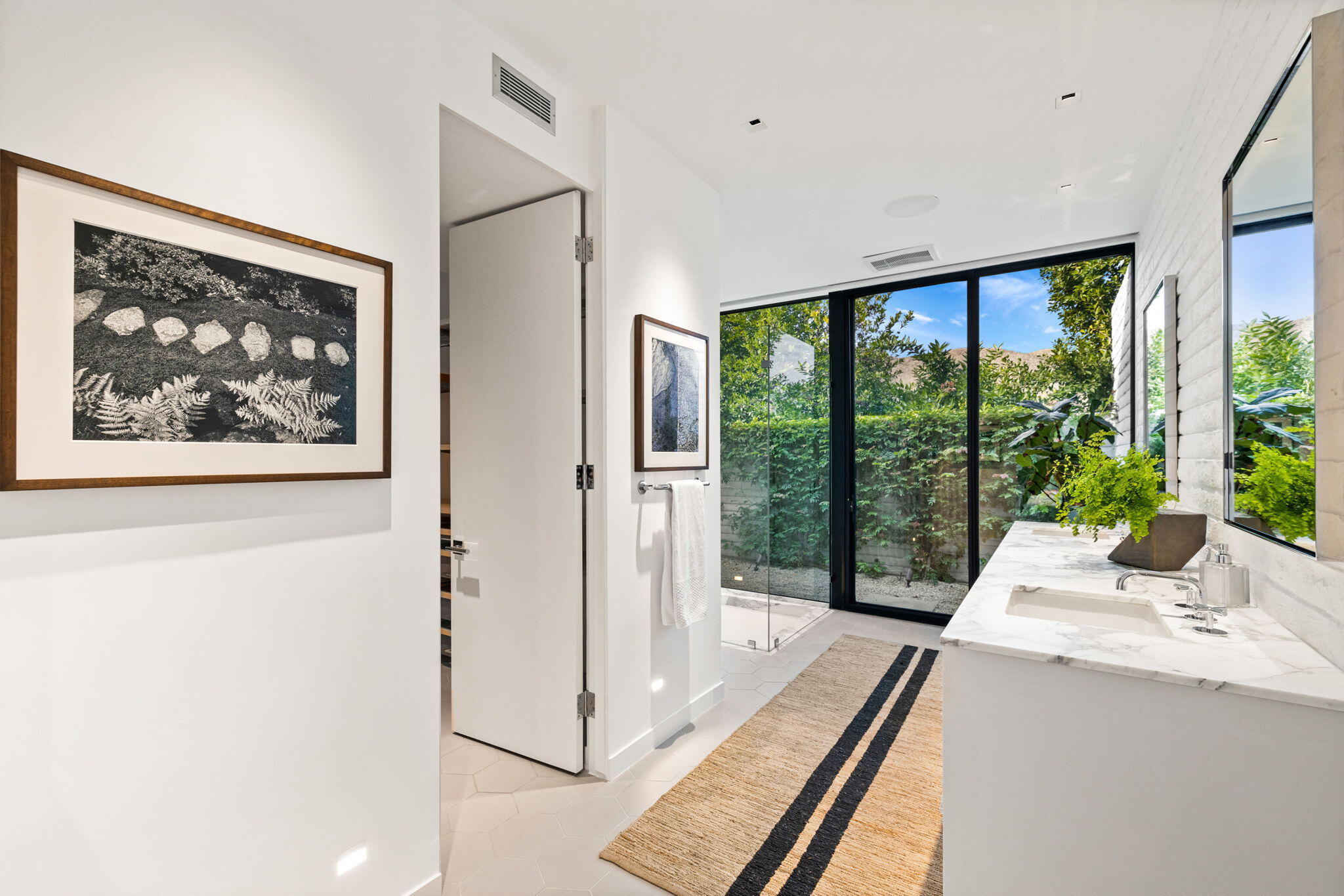 70149 Sonora Road Rancho Mirage, CA 92270 - Photo 55 of 74 a room with a large window