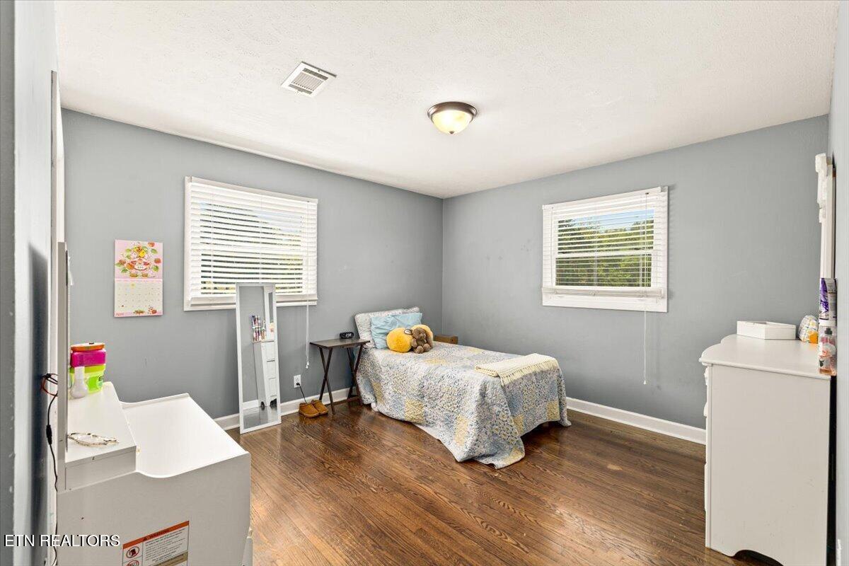 329 Summerville Road Kingsport, TN 37663 - Photo 17 of 42 21-128A4471