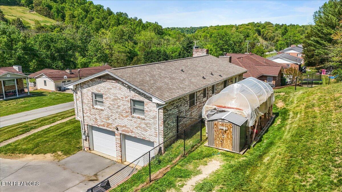 329 Summerville Road Kingsport, TN 37663 - Photo 31 of 42 04-DJI_20260421150640_0290_D