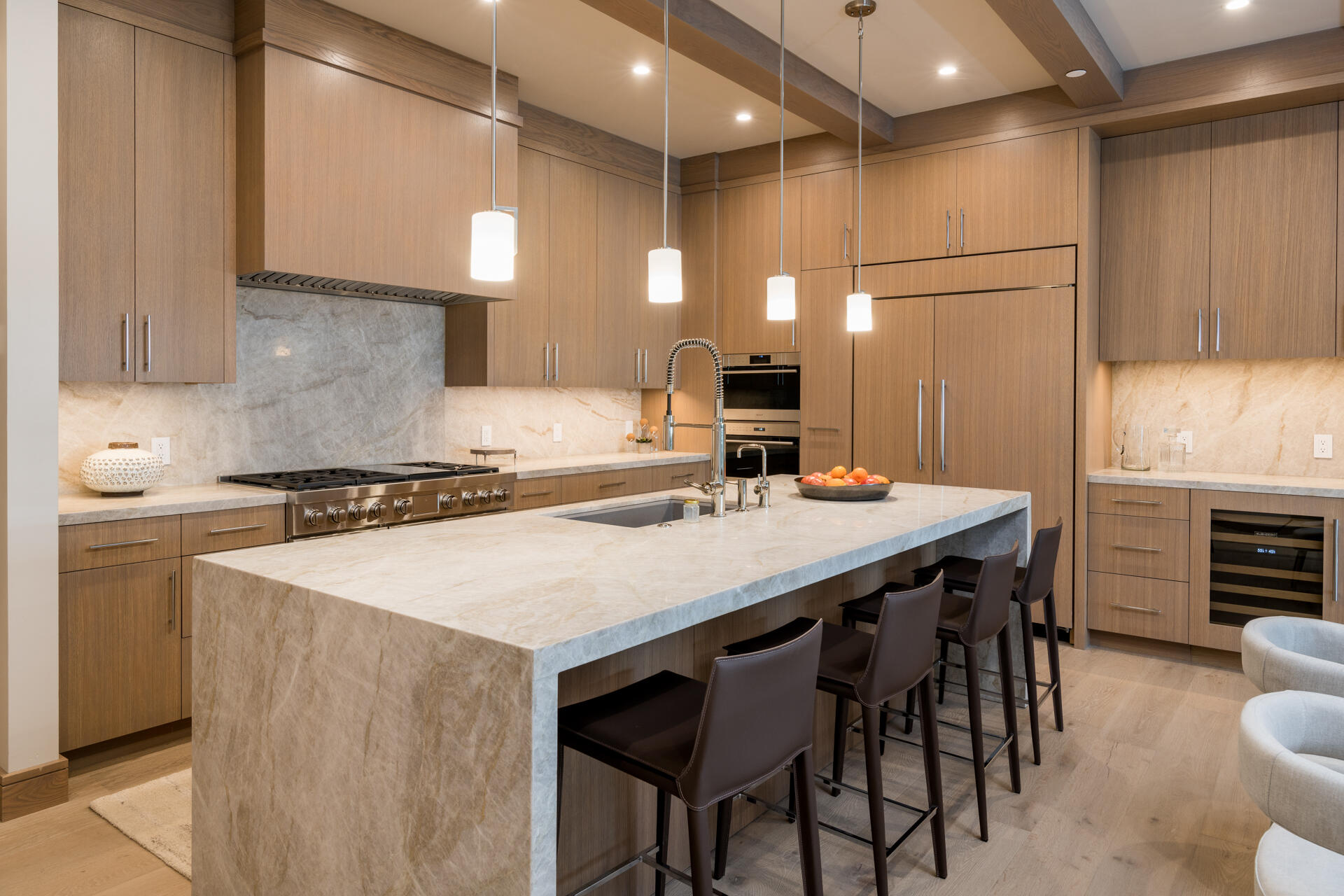 460 North Main Street, Unit 302 Ketchum, ID 83340 - Photo 5 of 23 Kitchen