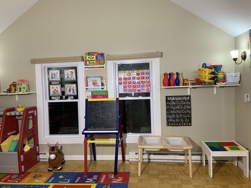 35 Eaton Road Framingham, MA 01701 - Photo 23 of 32