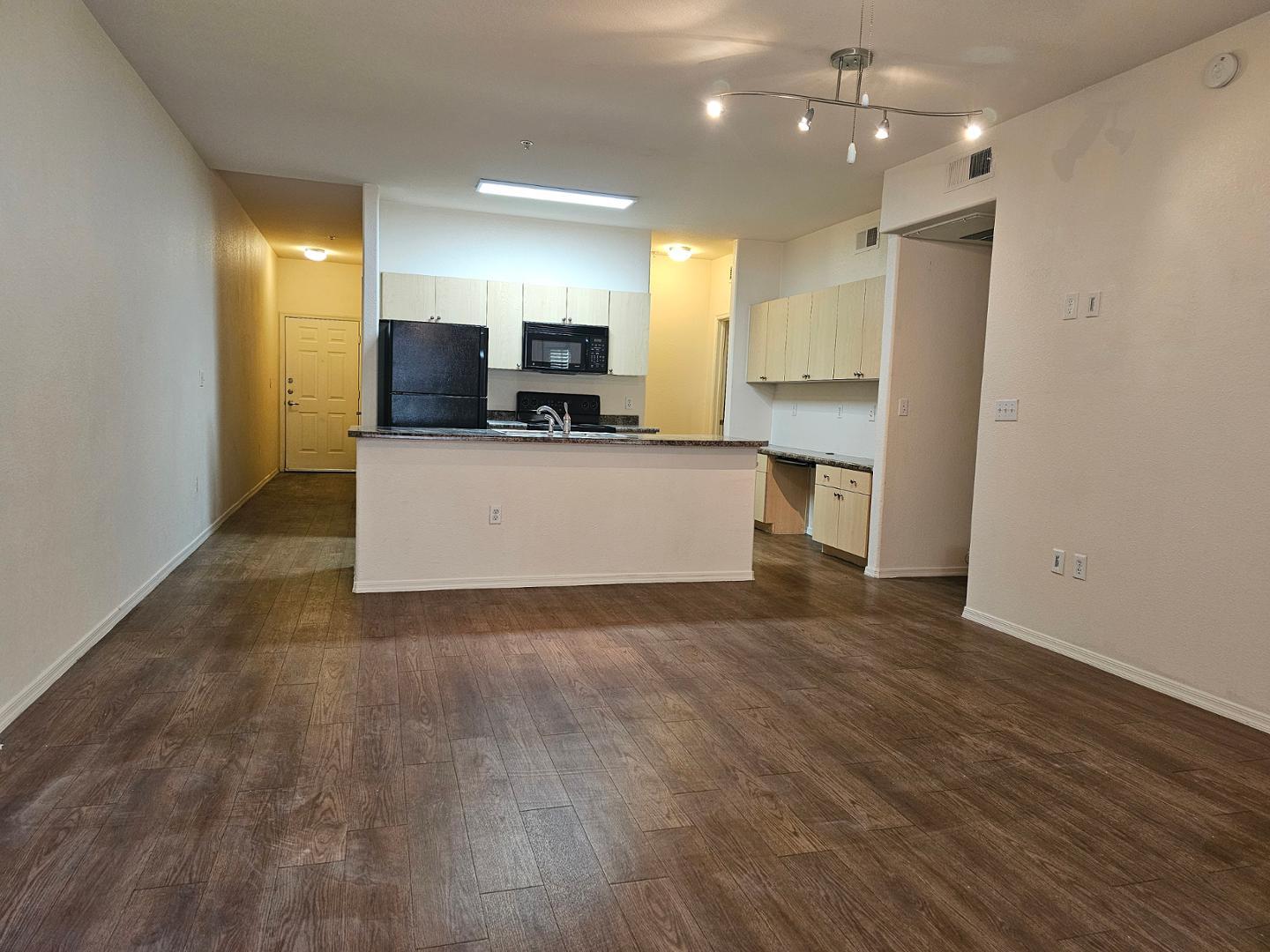 18416 North Cave Creek Road, Unit 1072 Phoenix, AZ 85032 - Photo 9 of 14 Photo #9