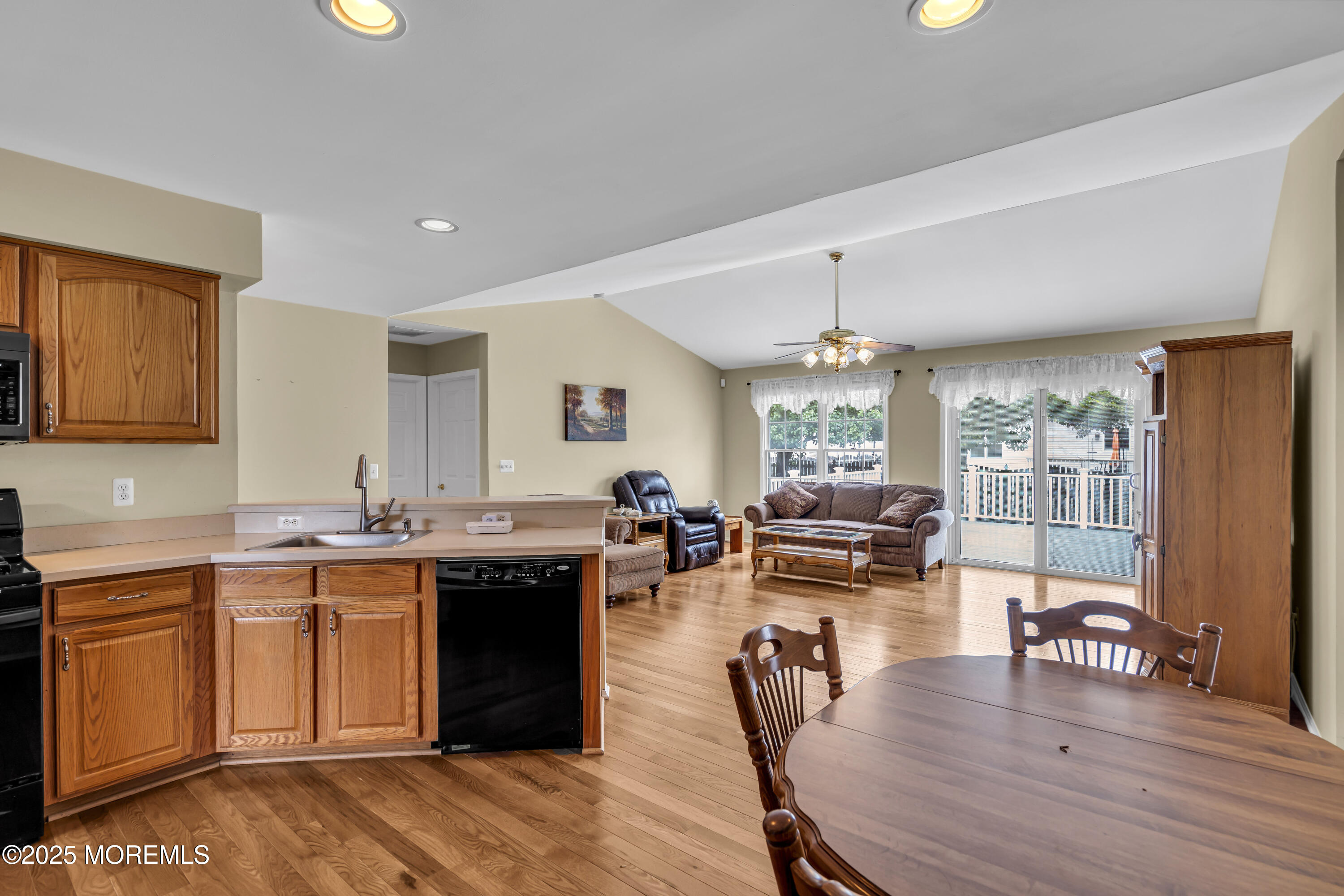 376 Leeward Road Manahawkin, NJ 08050 - Photo 16 of 46 024_dsc02258_589