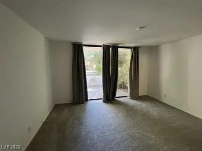 $1,940 | 3452 Pino Circle, Las Vegas, NV 89121