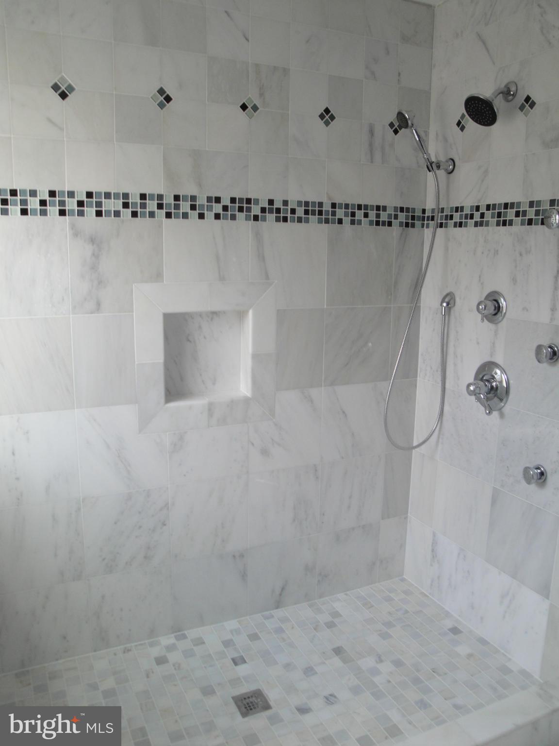 5515 Blair Road Northeast Washington, DC 20011 - Photo 19 of 28 Bath (Master)