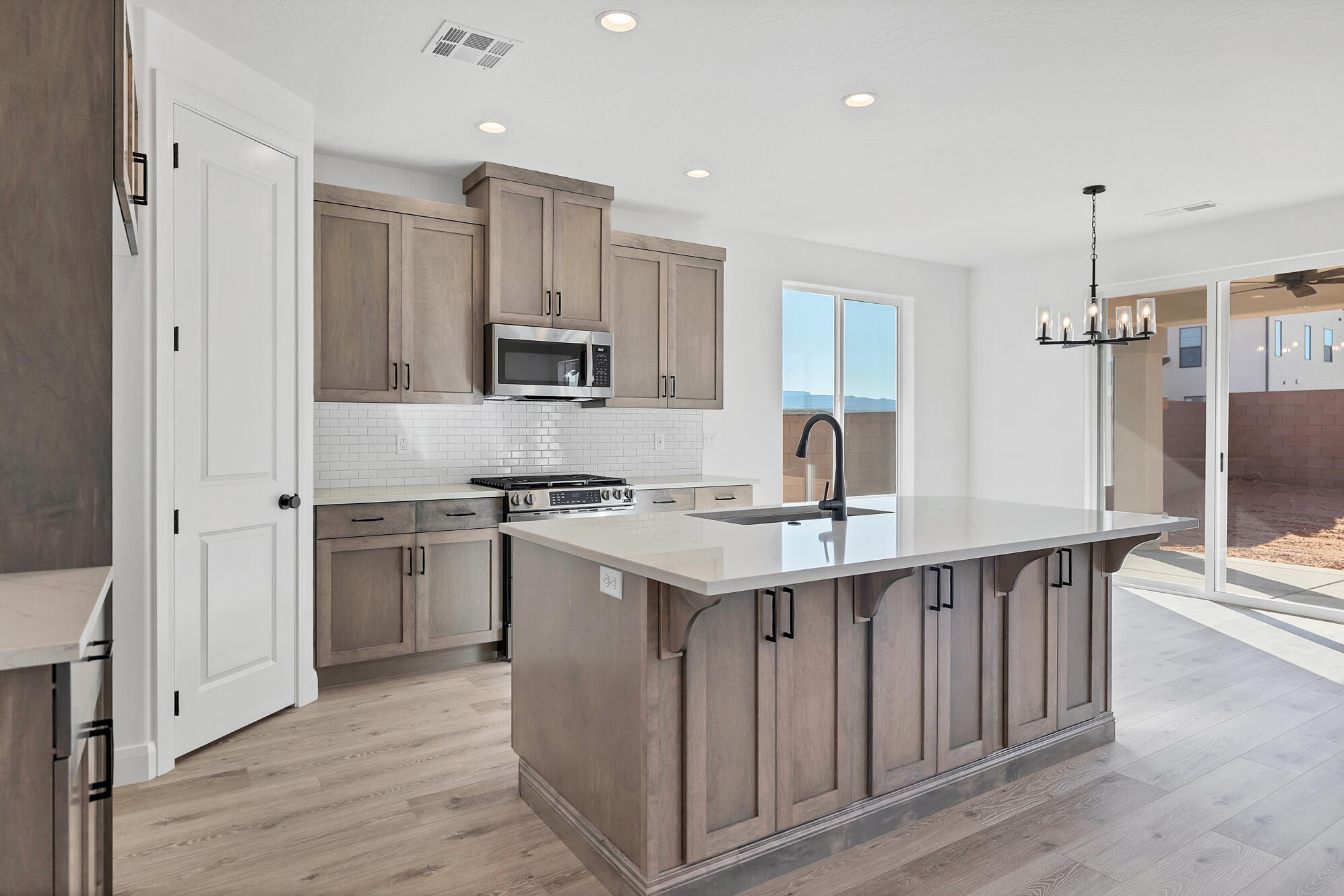 4667 West 2870 South Hurricane, UT 84737 - Photo 11 of 20 _B2A9913