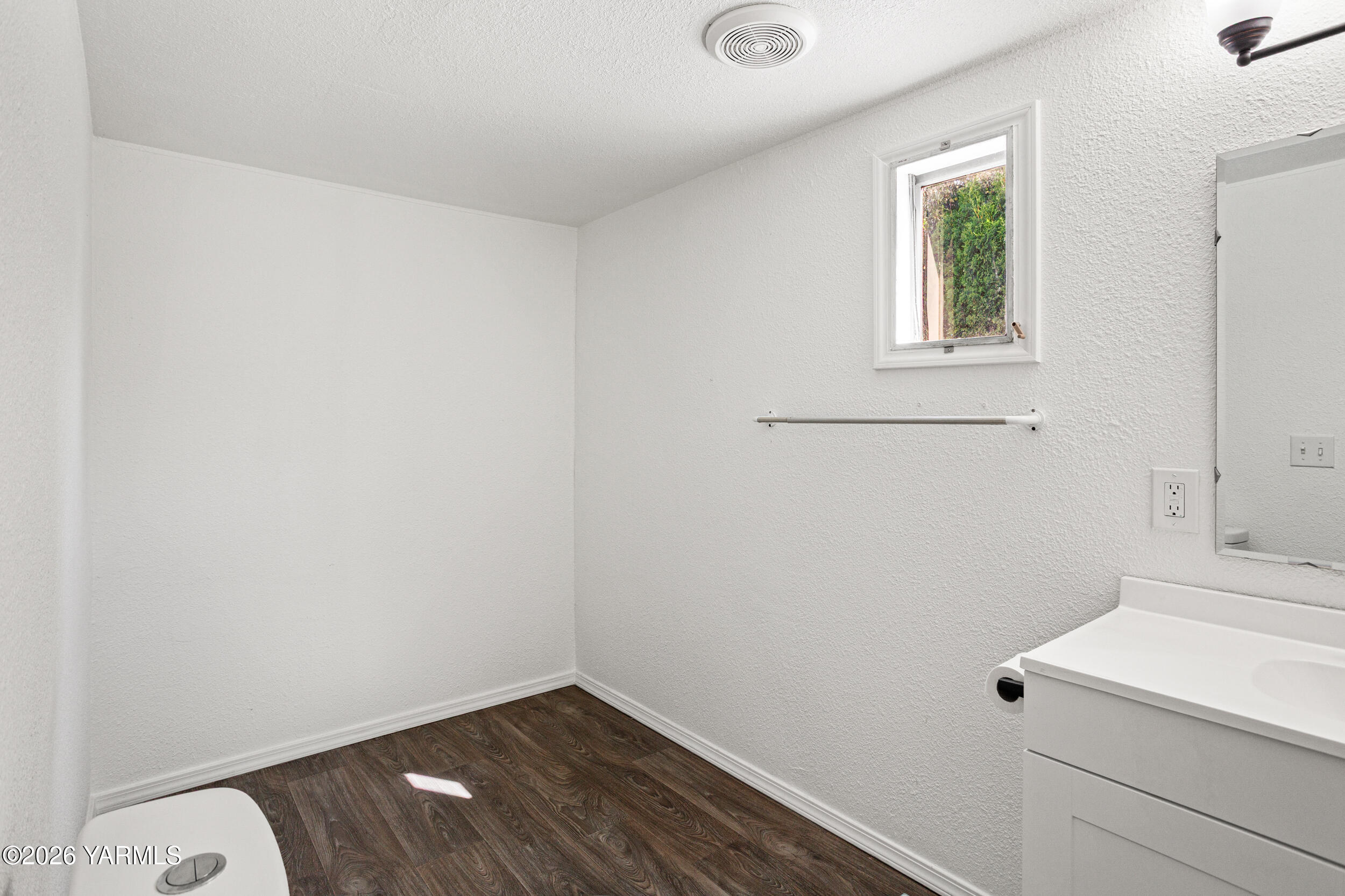 2205 Butterfield Road, Unit 74 Yakima, WA 98901 - Photo 17 of 23 2205 Butterfield Rd #74