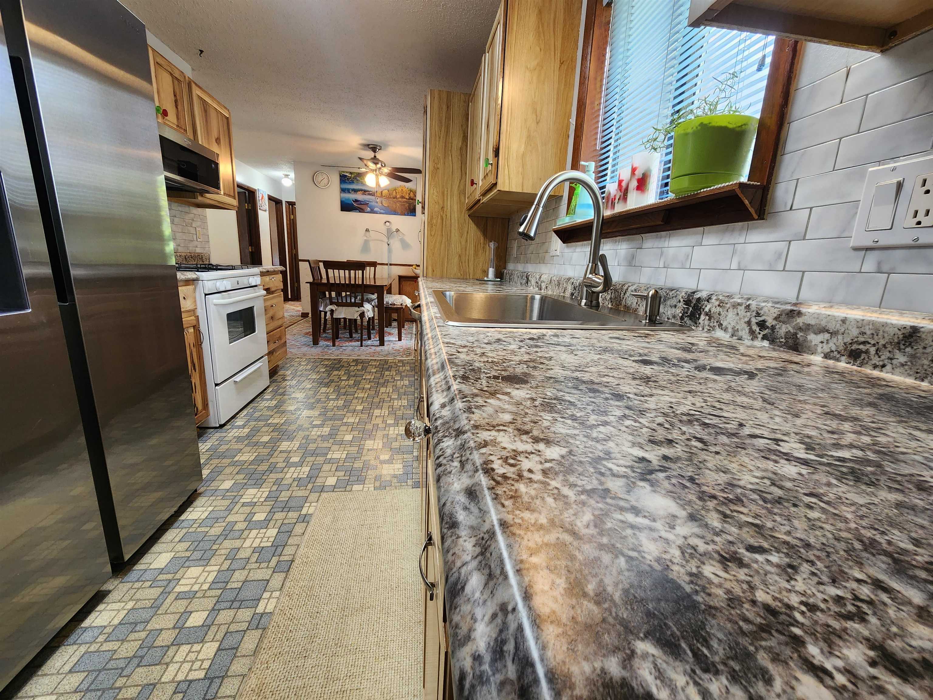 2081 Haaland Road Traverse City, MI 49686 - Photo 16 of 68 1911995-15.JPG