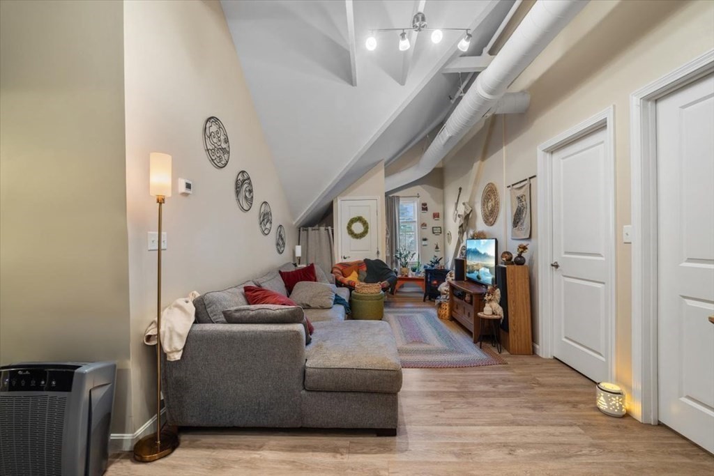 54 Longmeadow Road Taunton, MA 02780 - Photo 19 of 41 Gallery Image 19