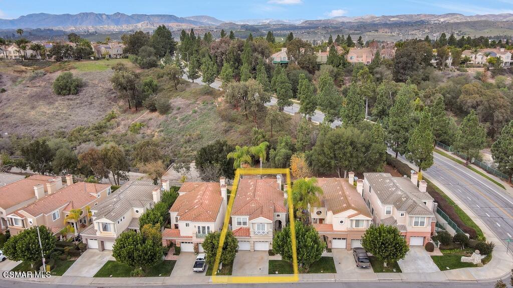 11277 Shadyridge Road Moorpark, CA 93021 - Photo 3 of 53 11277 Shadyridge Road - 2 Highlighted