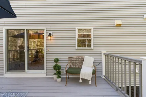 $845,000 | 5 Nottingham Way, Freetown, MA 02702