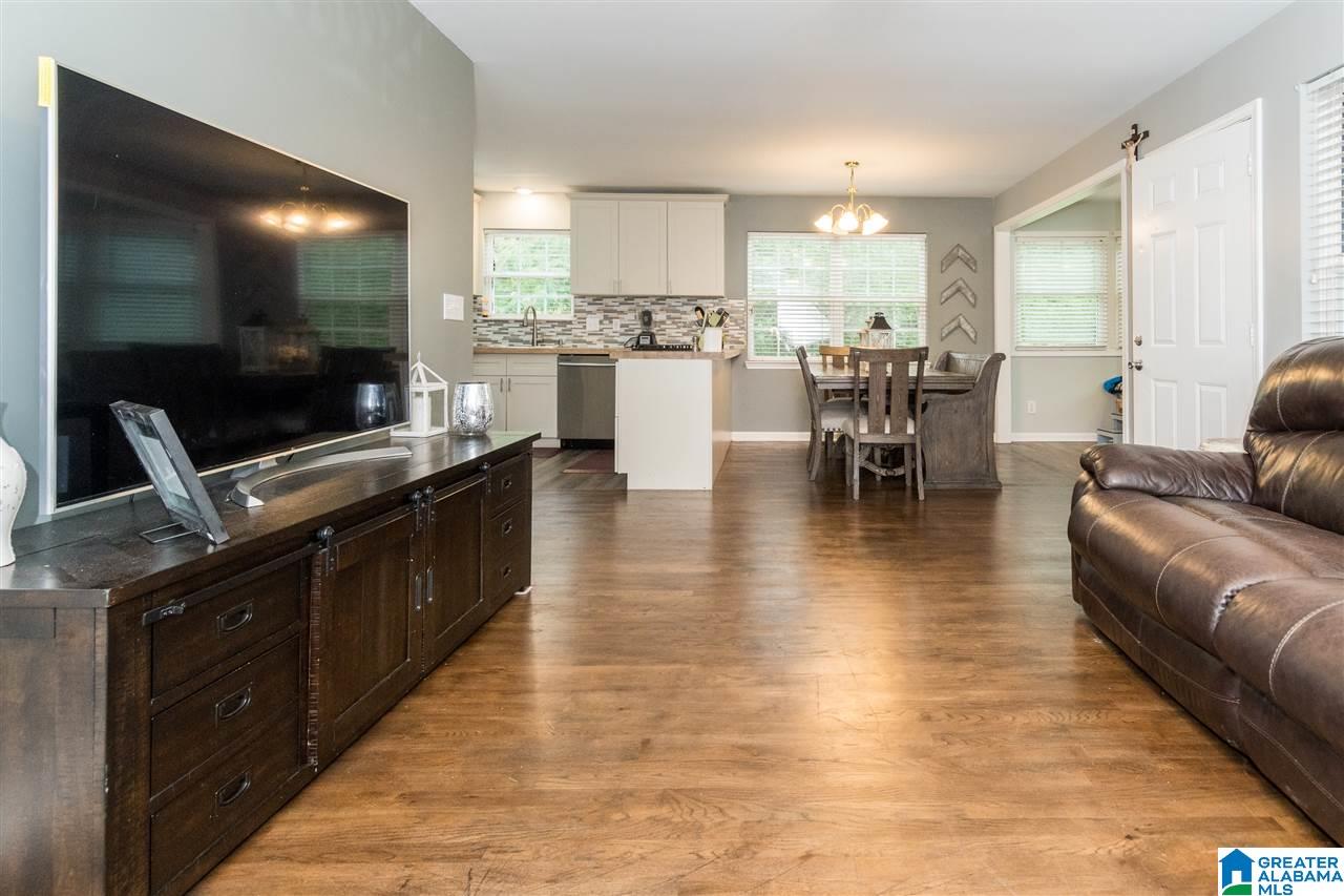 5327 Amber Hills Road Birmingham, AL 35210 - Photo 7 of 37