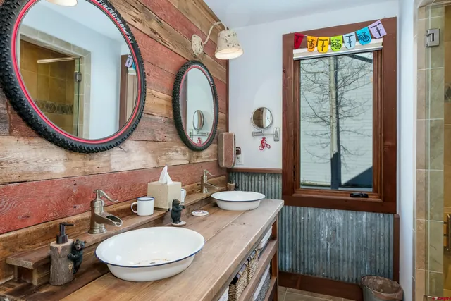 $2,789,000 | 15 Nicholson Lane, Crested Butte, CO 81224