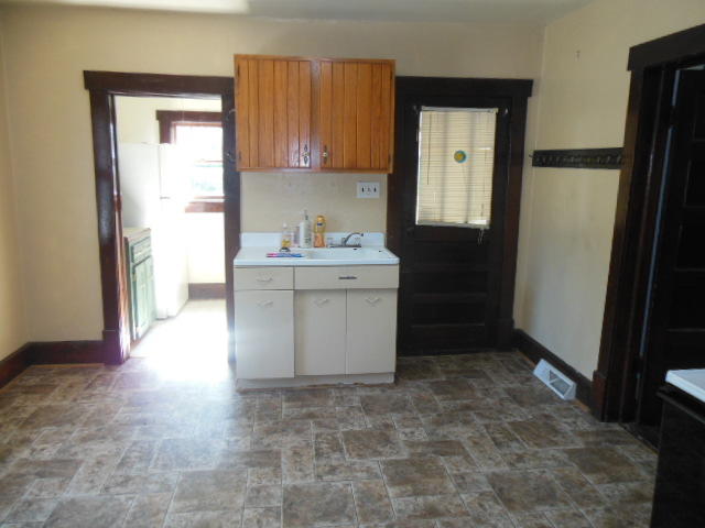 3862 Sterling Road Roanoke, VA 24014 - Photo 8 of 17 DSCN5957