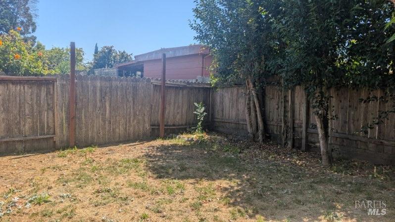 359 Bonnie Avenue Rohnert Park, CA 94928 - Photo 12 of 13 a backyard of a house