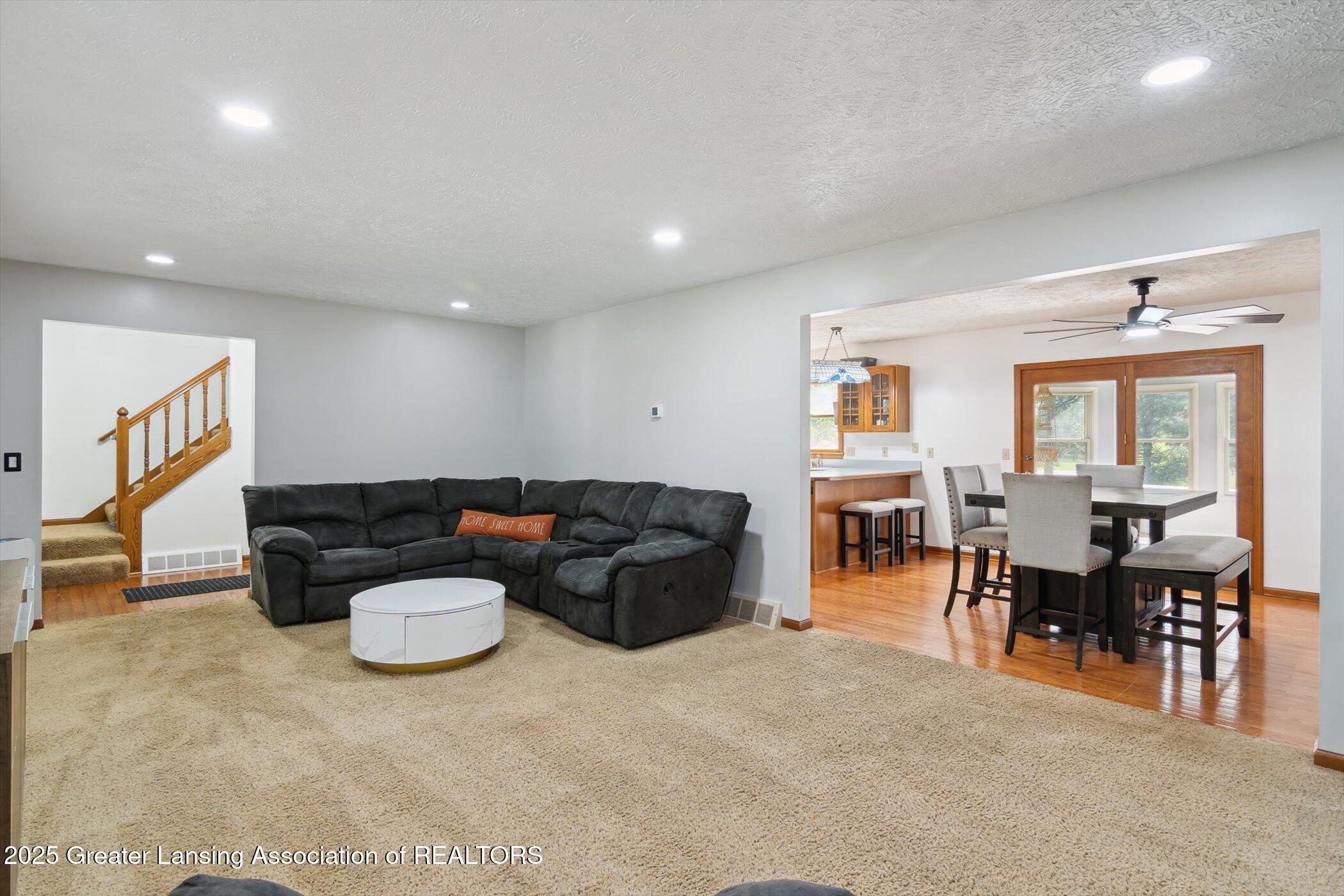 921 Ives Road Mason, MI 48854 - Photo 11 of 66 12-921-Ives-Rd-Mason-MI-48854-WindowStil