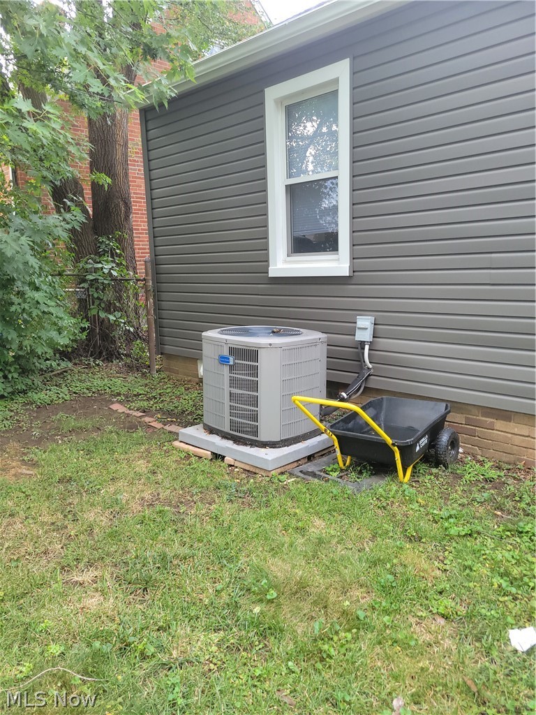5907 Snow Road Parma, OH 44129 - Photo 2 of 29 New A/C