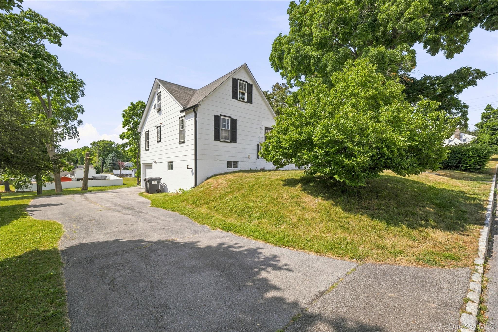 3 Pond Road Walden, NY 12586 - Photo 3 of 38