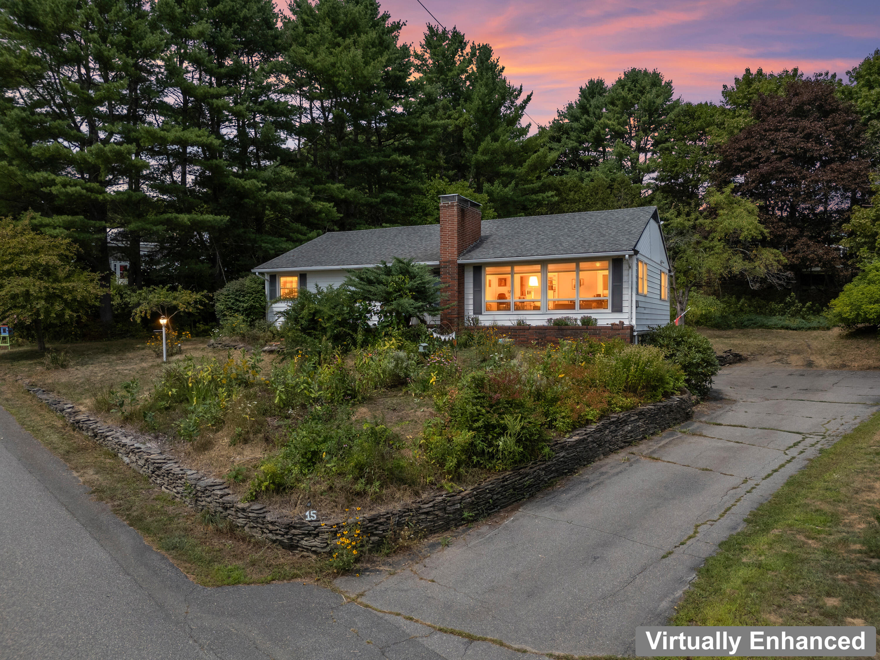15 Mayflower Rd_101